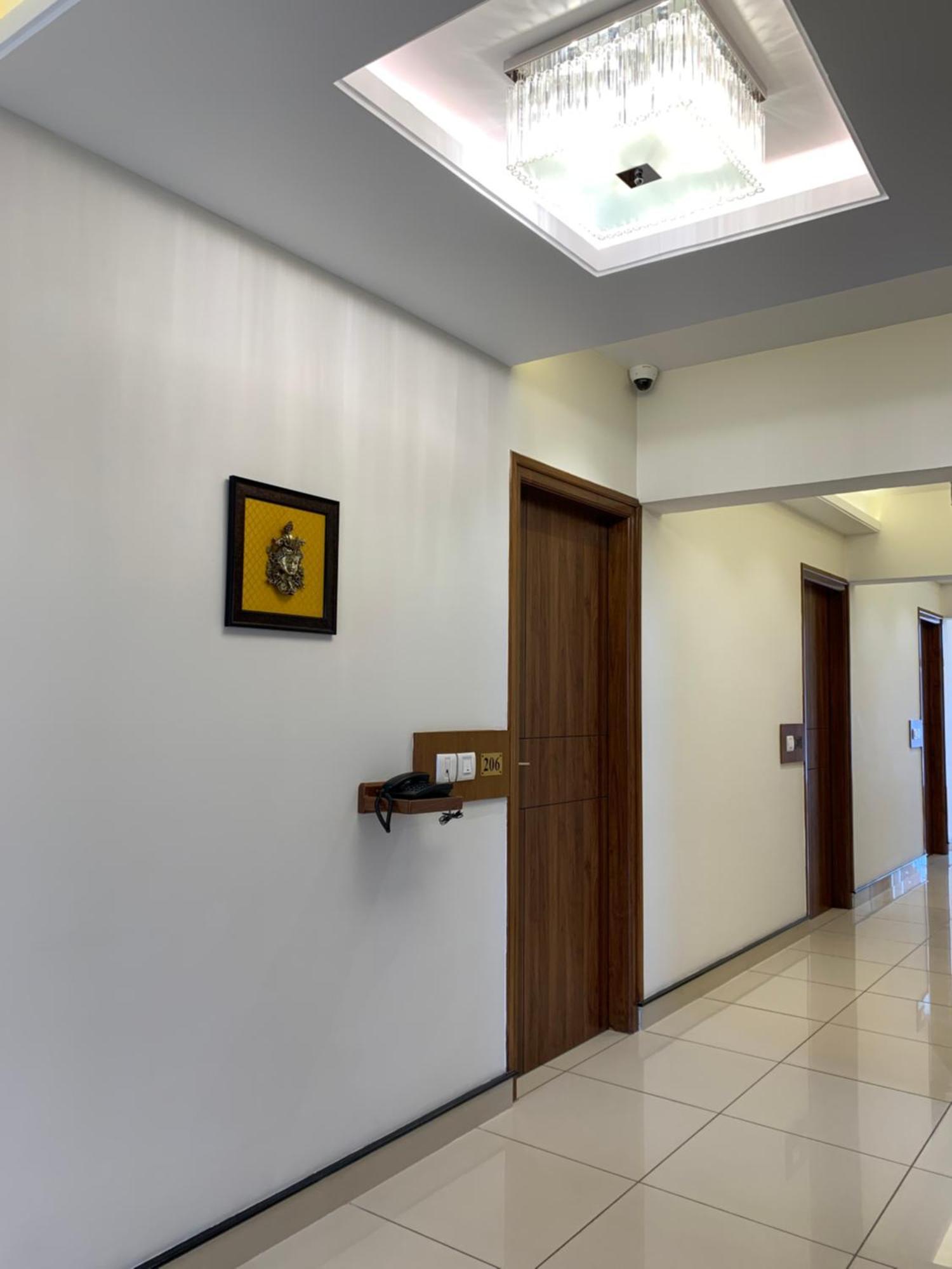 Jesta Residency Hotel Хасан Екстериор снимка