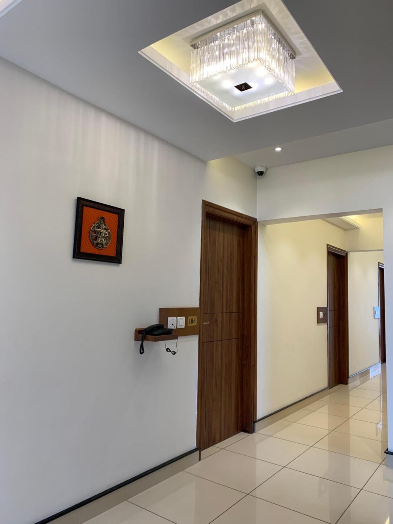 Jesta Residency Hotel Хасан Екстериор снимка